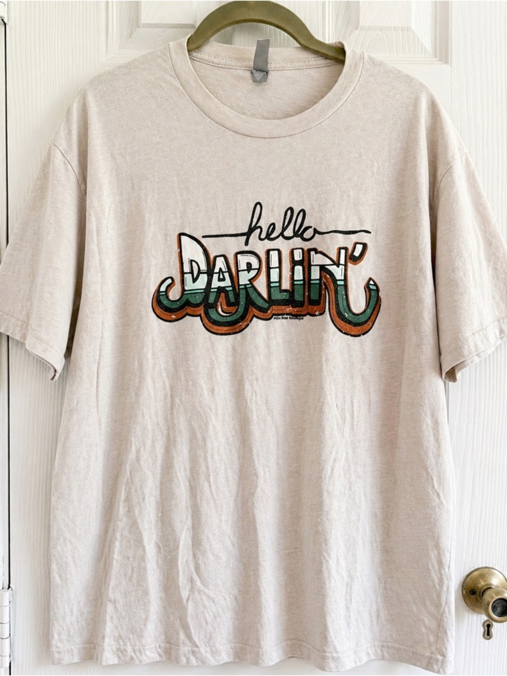 Hello Darlin Graphic Tee Country Western Boutique Shirt Size L Neutral Boho